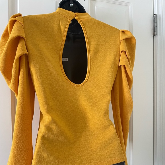 SHEIN mustard yellow puff sleeve top. - Picture 2 of 3